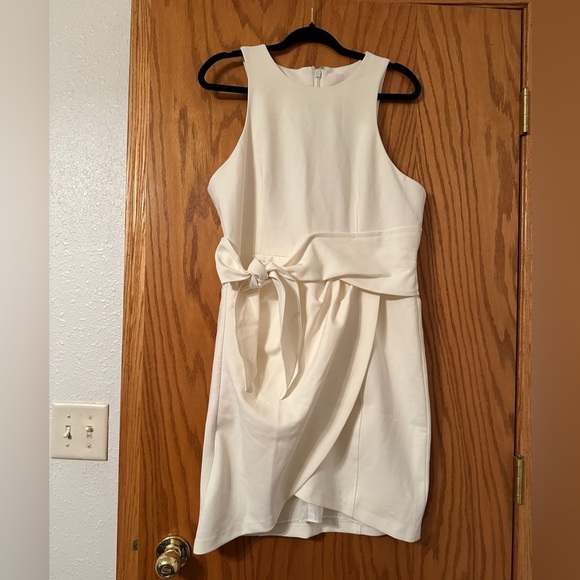 Cinq a Sept Cassaleigh Dress - NWT - Size 14 - Picture 4 of 15